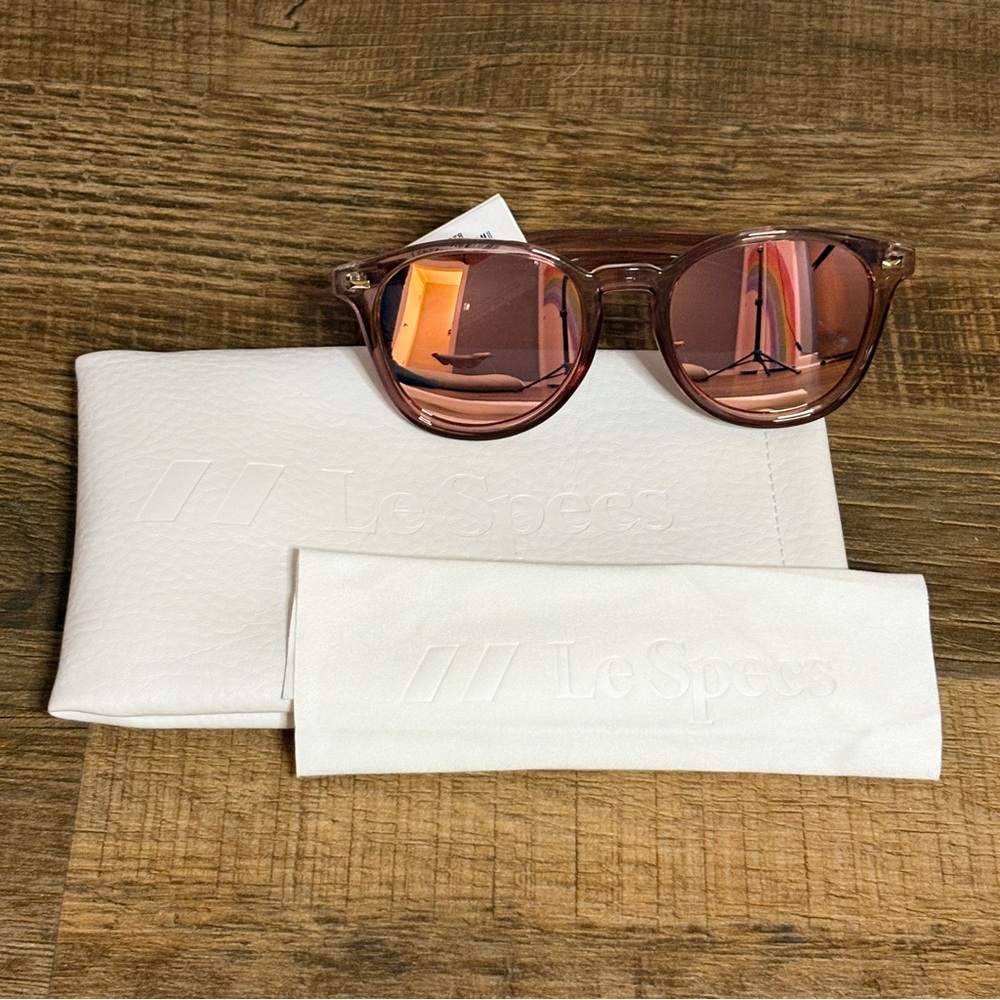 Le Specs Sunglasses - Picture 8 of 11